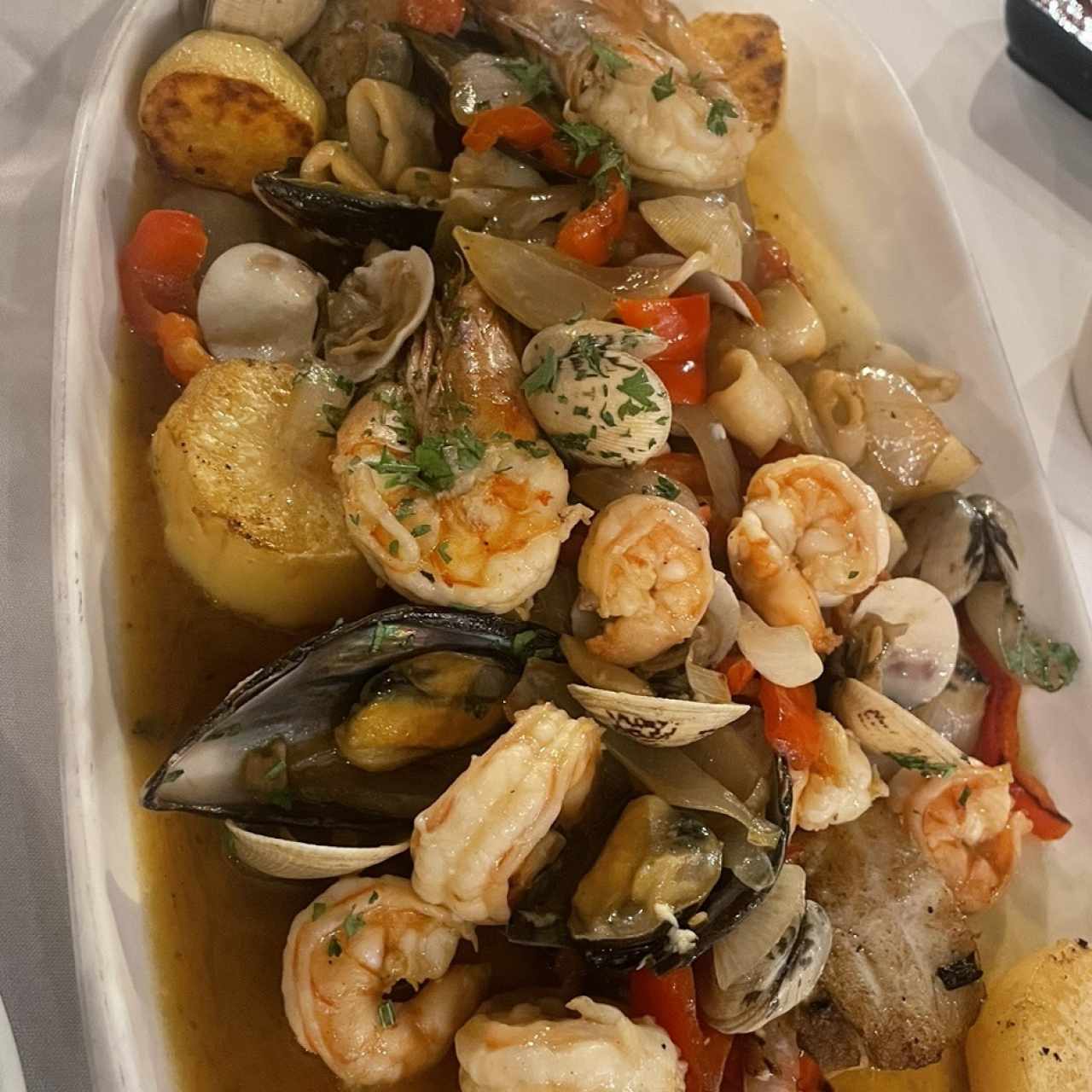 Parrillada de Mero y Mariscos (Mínimo 2 personas)