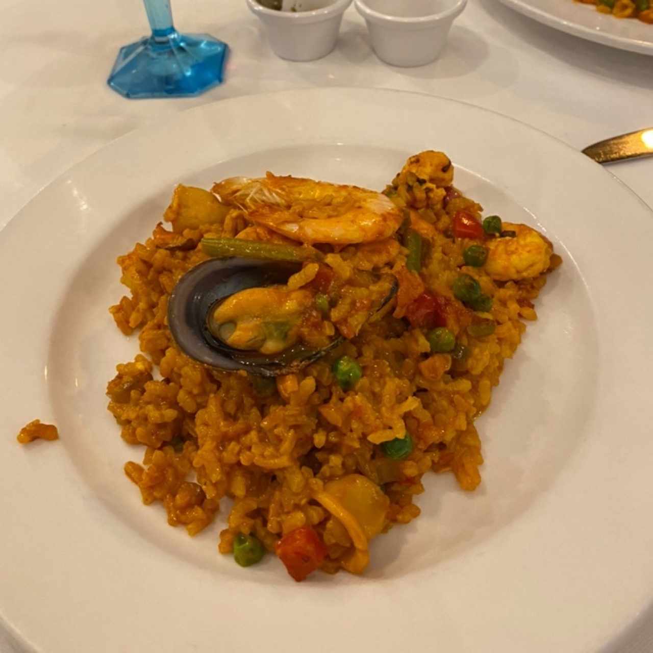 Arroz con mariscos (paella)