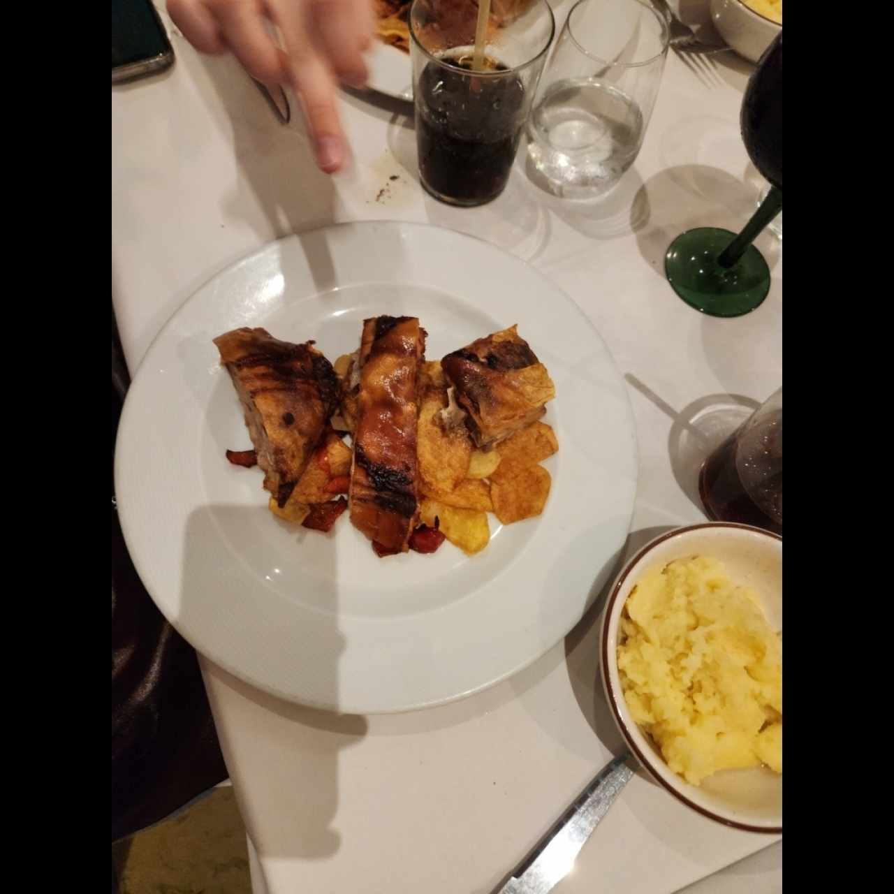 Cochinillo Asado de Nuestra Corte y Hornada