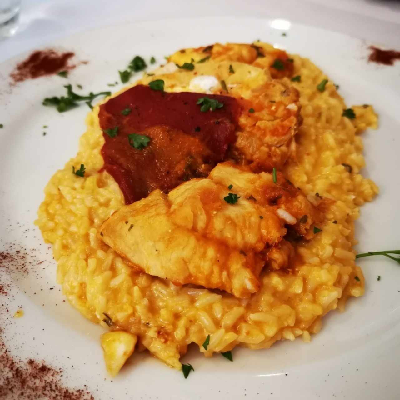 Mero sobre risotto y pimiento