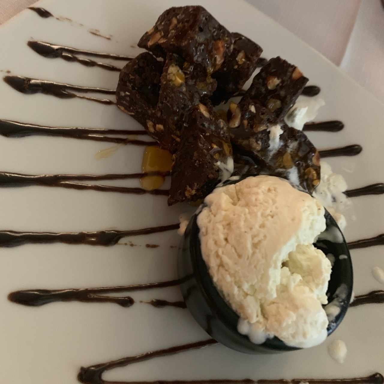 Turrón De Chocolate Con Helado A La Miel De Naranja