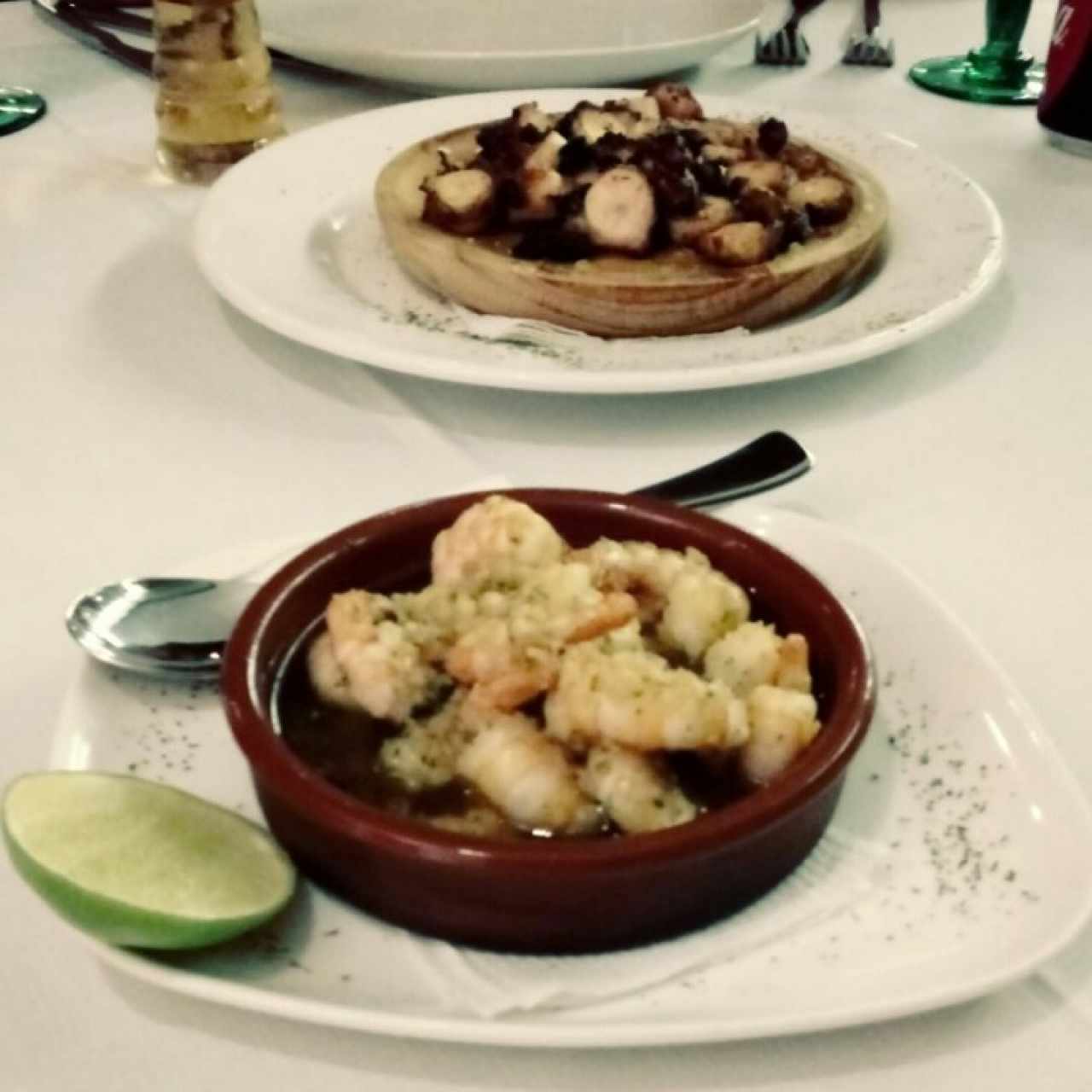 Camarones al ajillo + pulpo al grill 