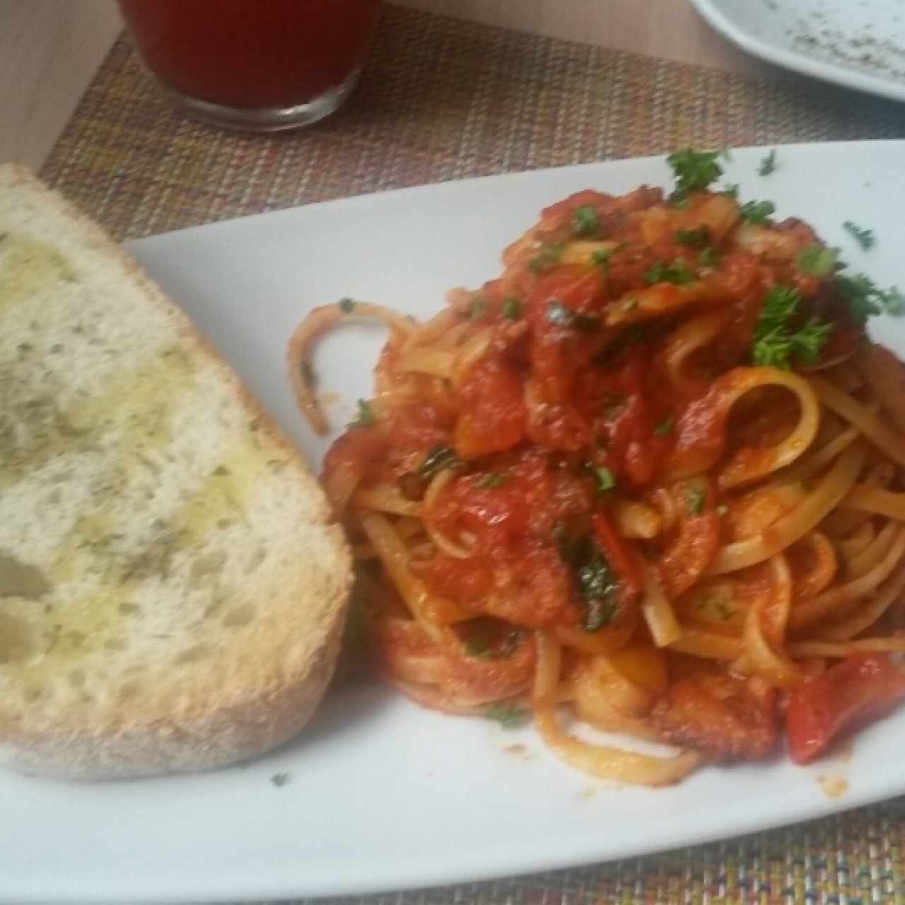 Linguini Amatricciana 