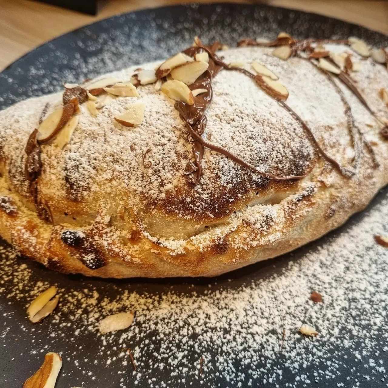 Postres - Calzoncino alla Nutella