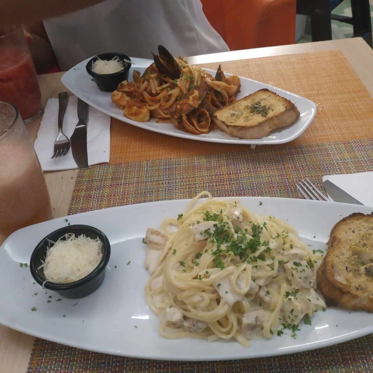 PASTAS - Alfredo con pollo