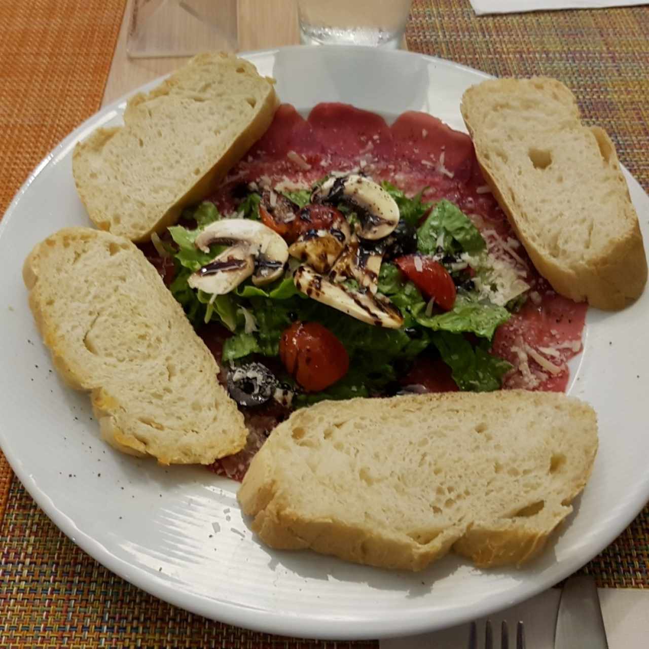 Entradas - Carpaccio de lomito