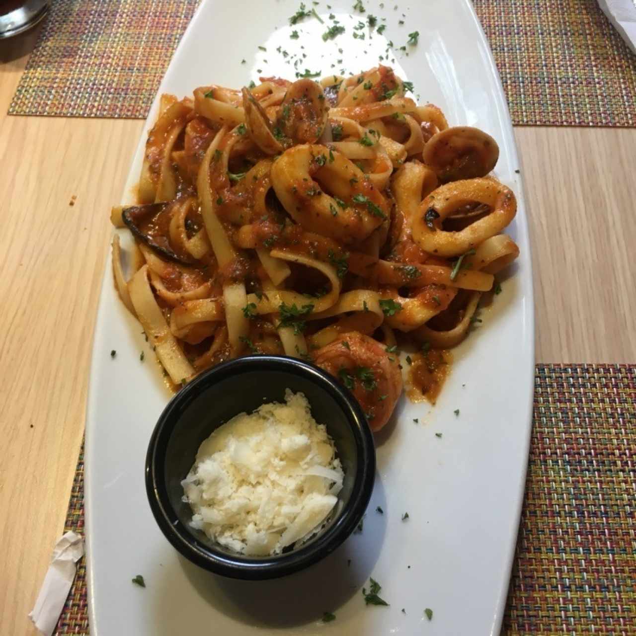 pasta fruti di mare. (fruto del mar 😒) 