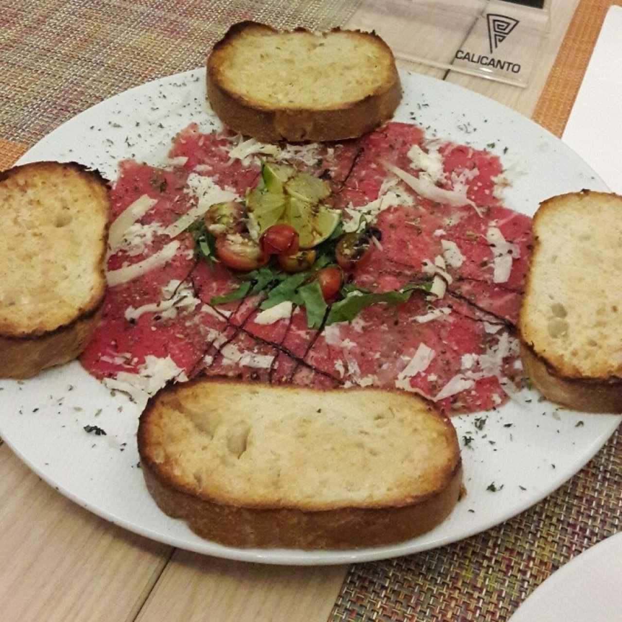 Entradas - Carpaccio de lomito