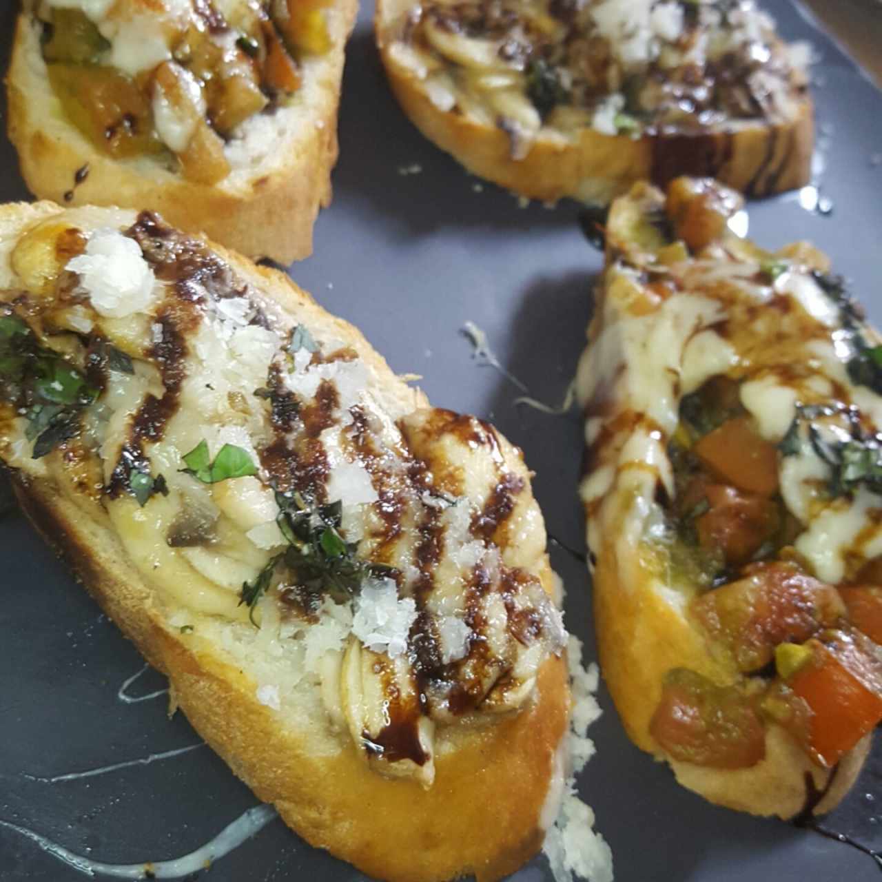 Entradas - Bruschetta Mixta