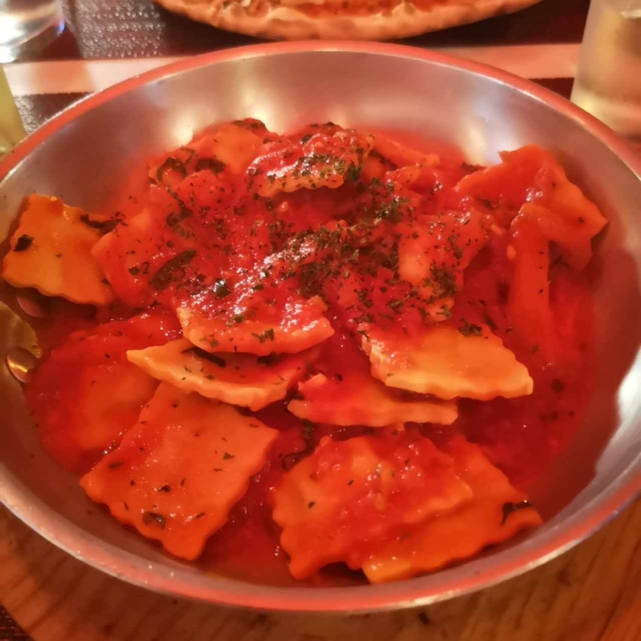 raviolis de carne a la bolognesa