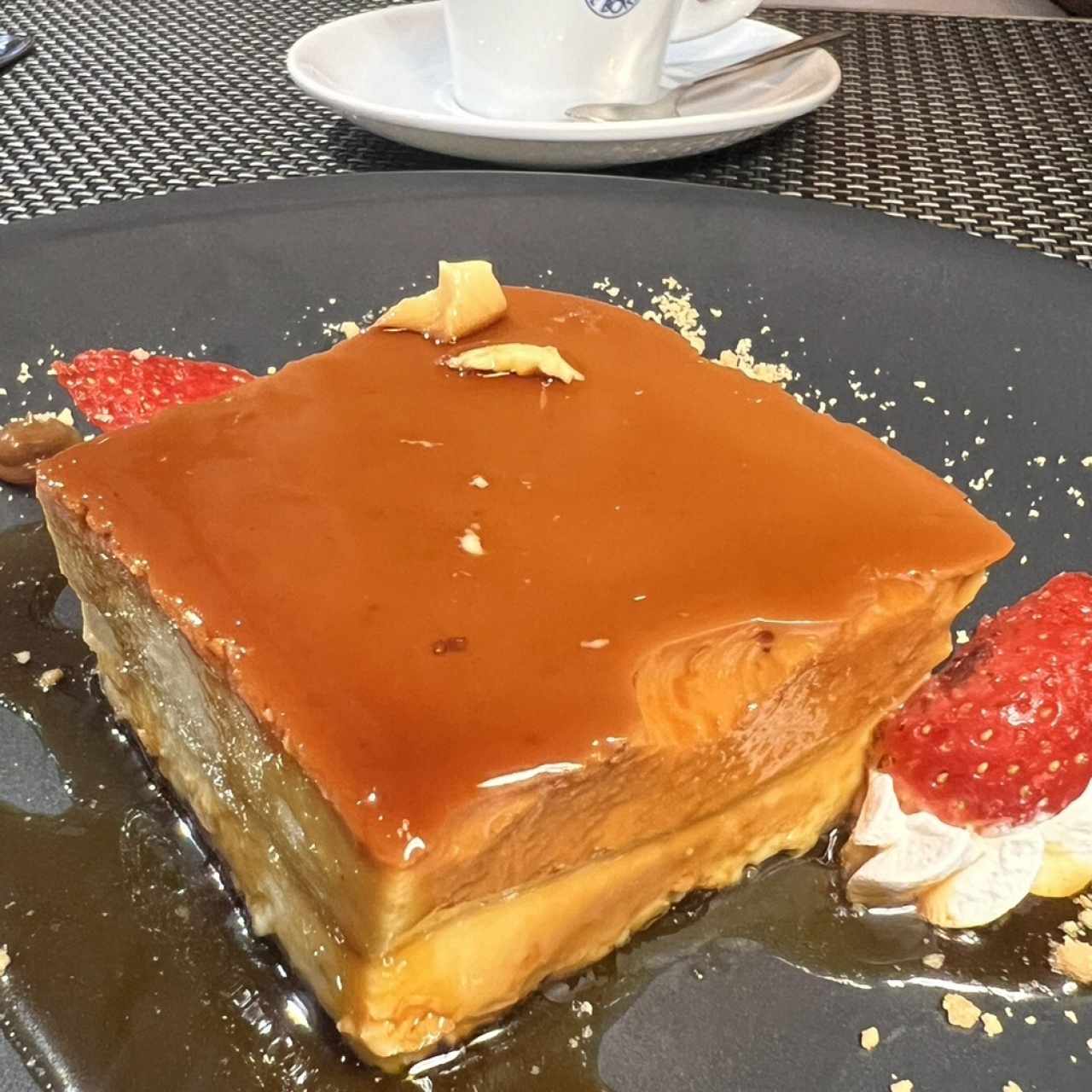 Flan de la casa