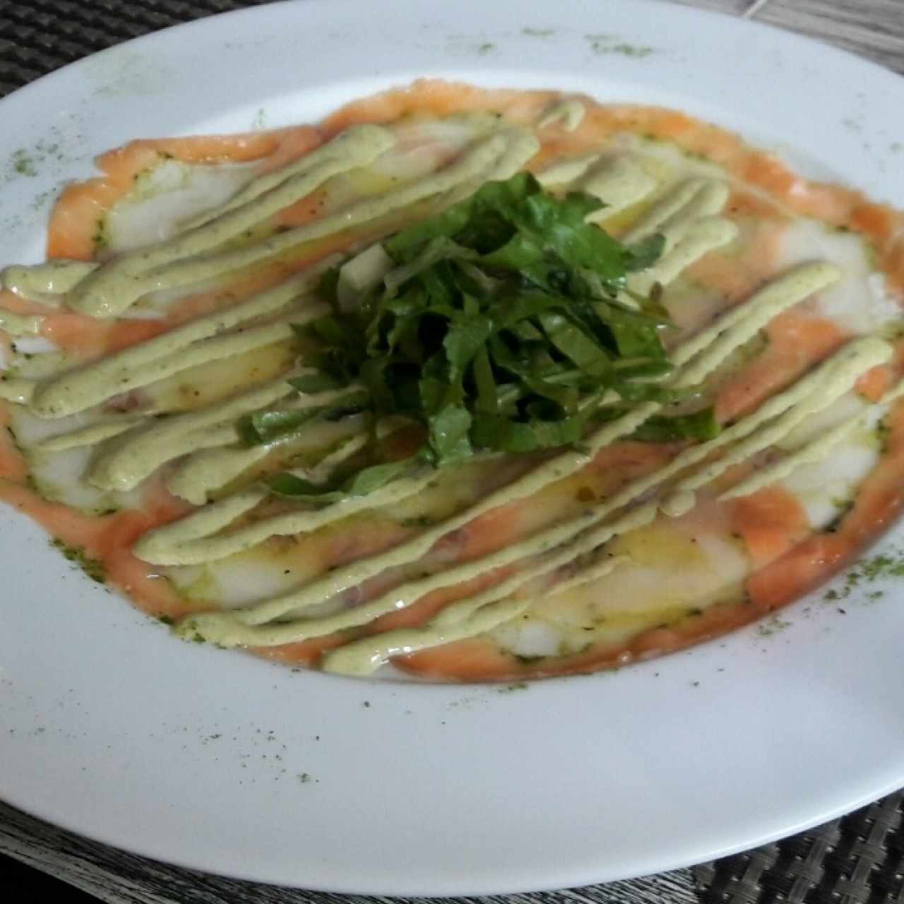 carpaccio de salmón y mero