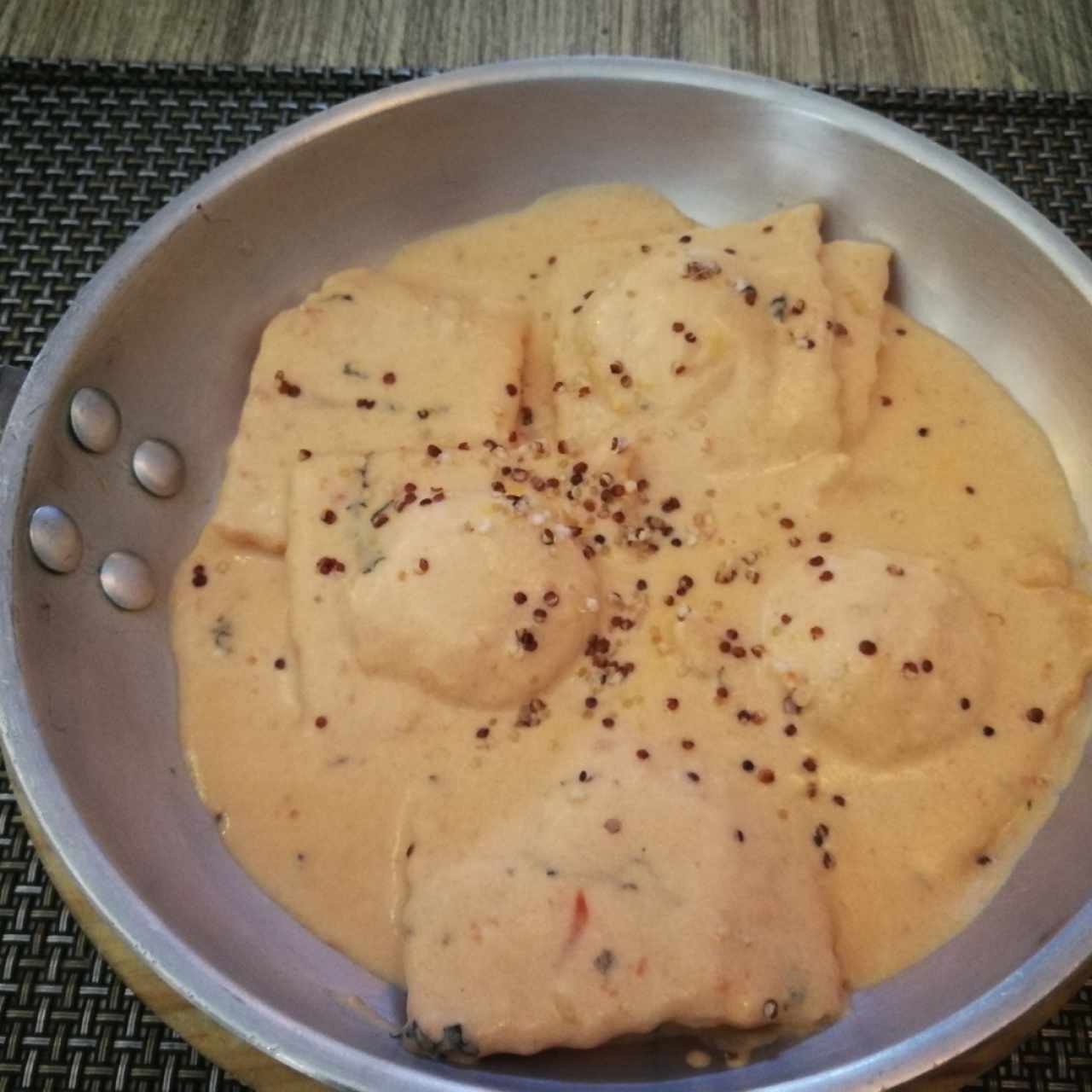 Ravioli de Salmón