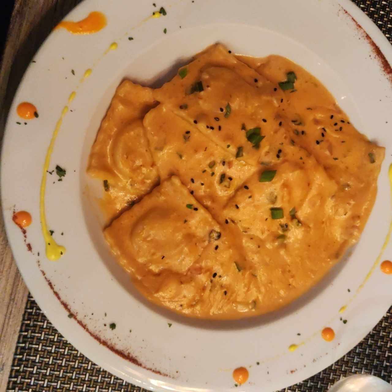 Ravioli de Salmon