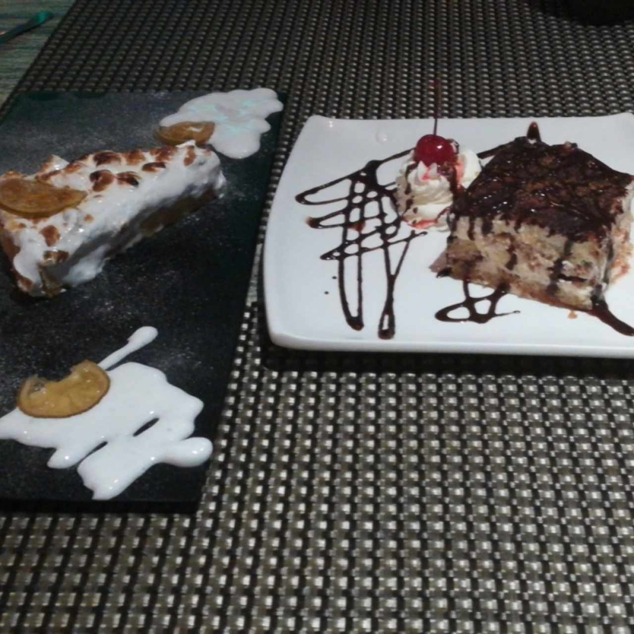 Postres - Pie de Limón y tiramisu 