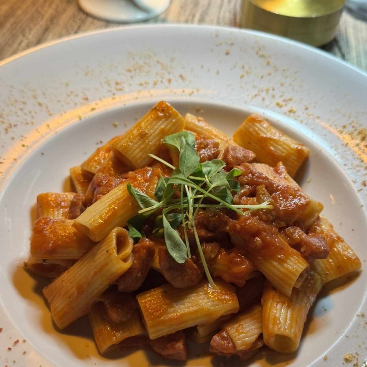 Rigatonnis al Ragu con Chorizo