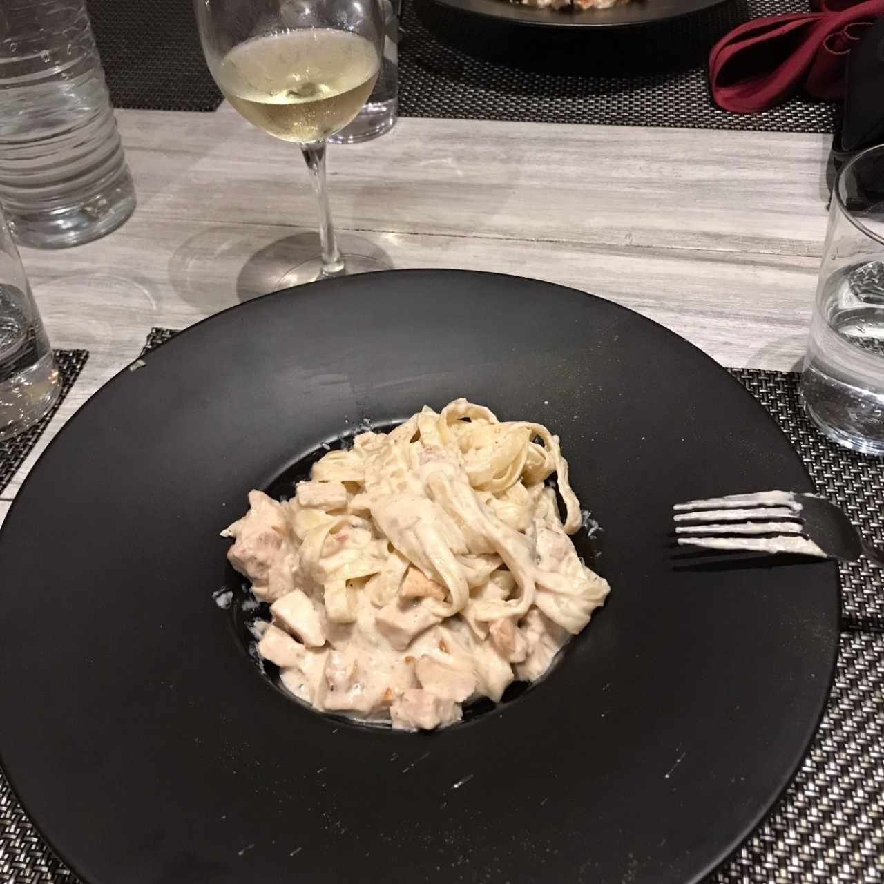 Fetuchini Strega con Pollo