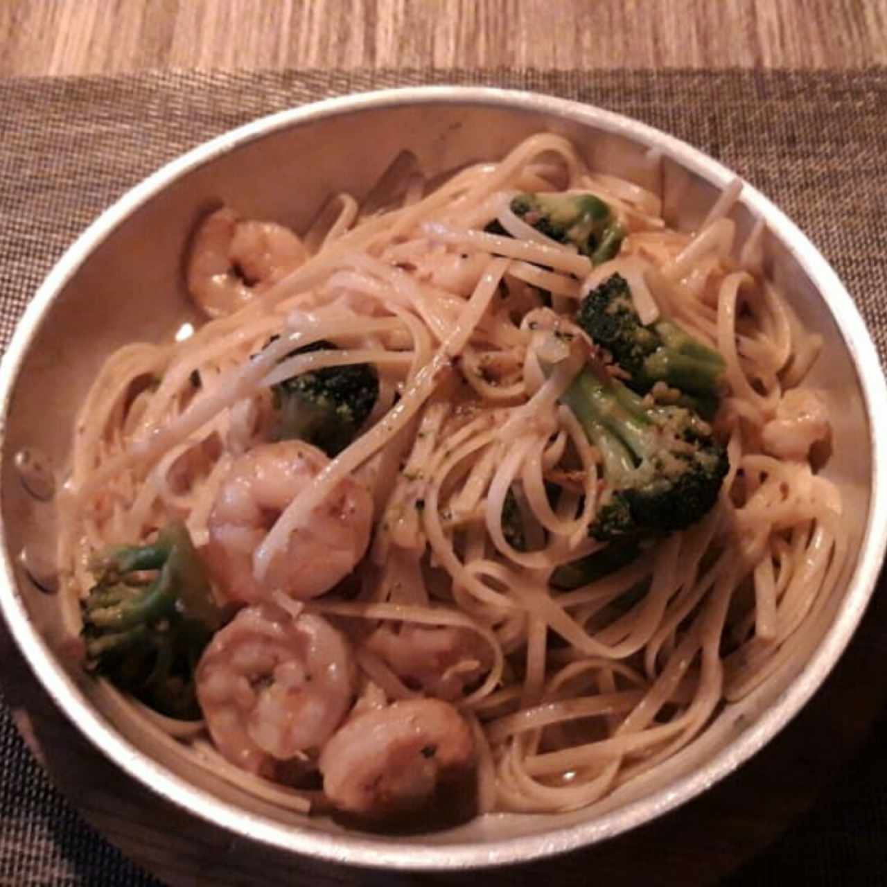 Linguini al oleo