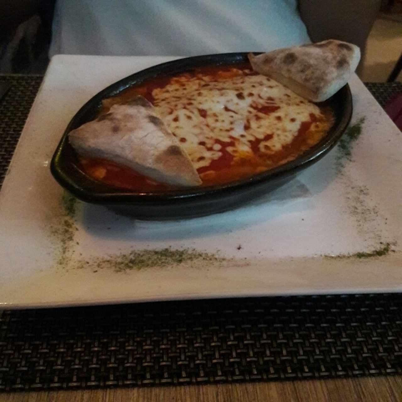 Lasagna de carne bolognesa