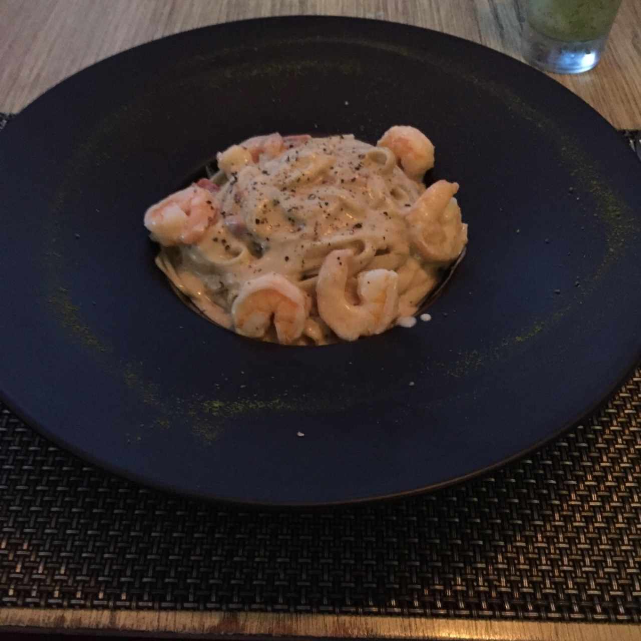 fetuccini Sterga con camarones