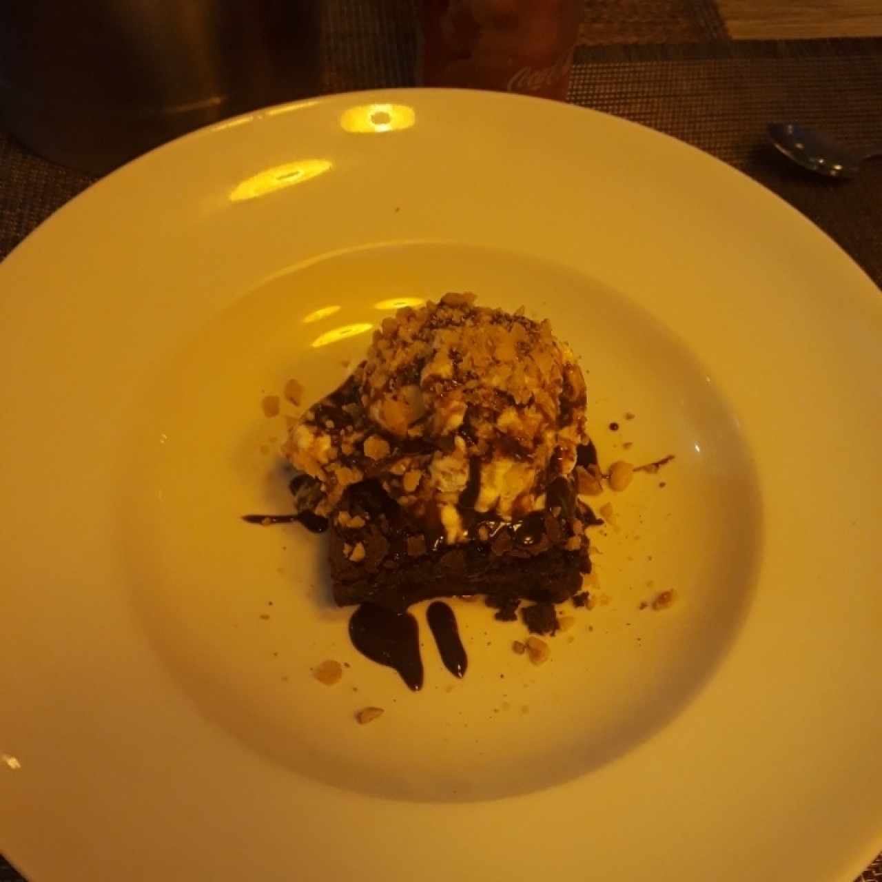 brownie con helado