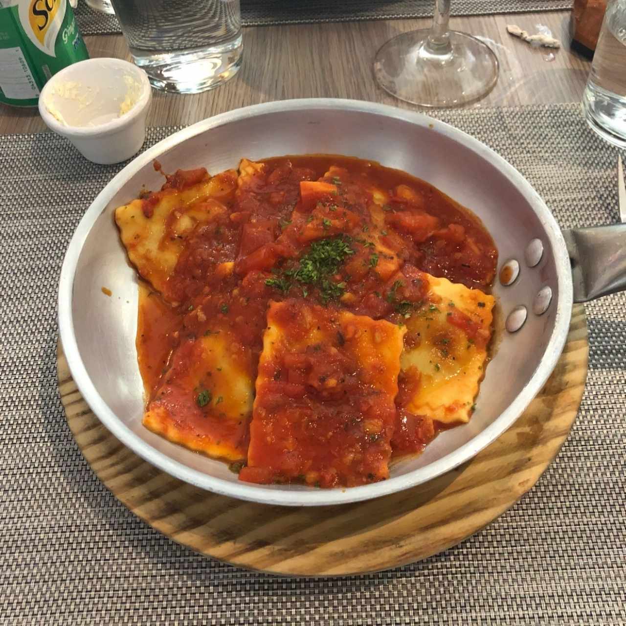 Ravioli de Berenjena a la Pizzaiola