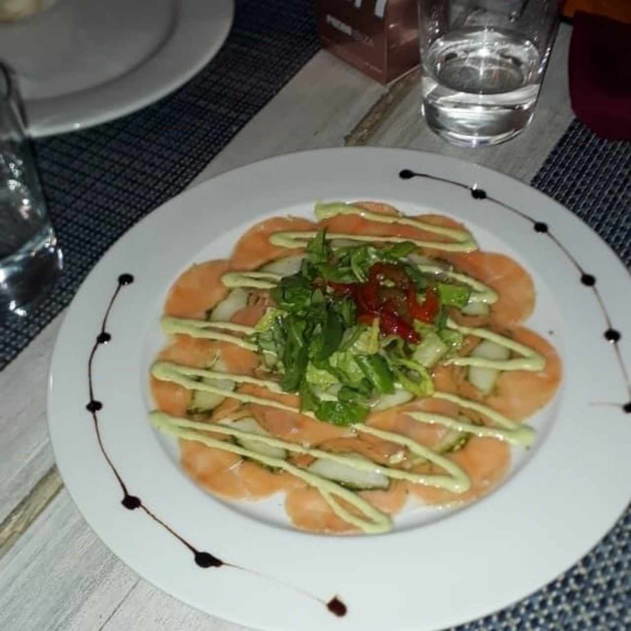 carpaccio de salmón