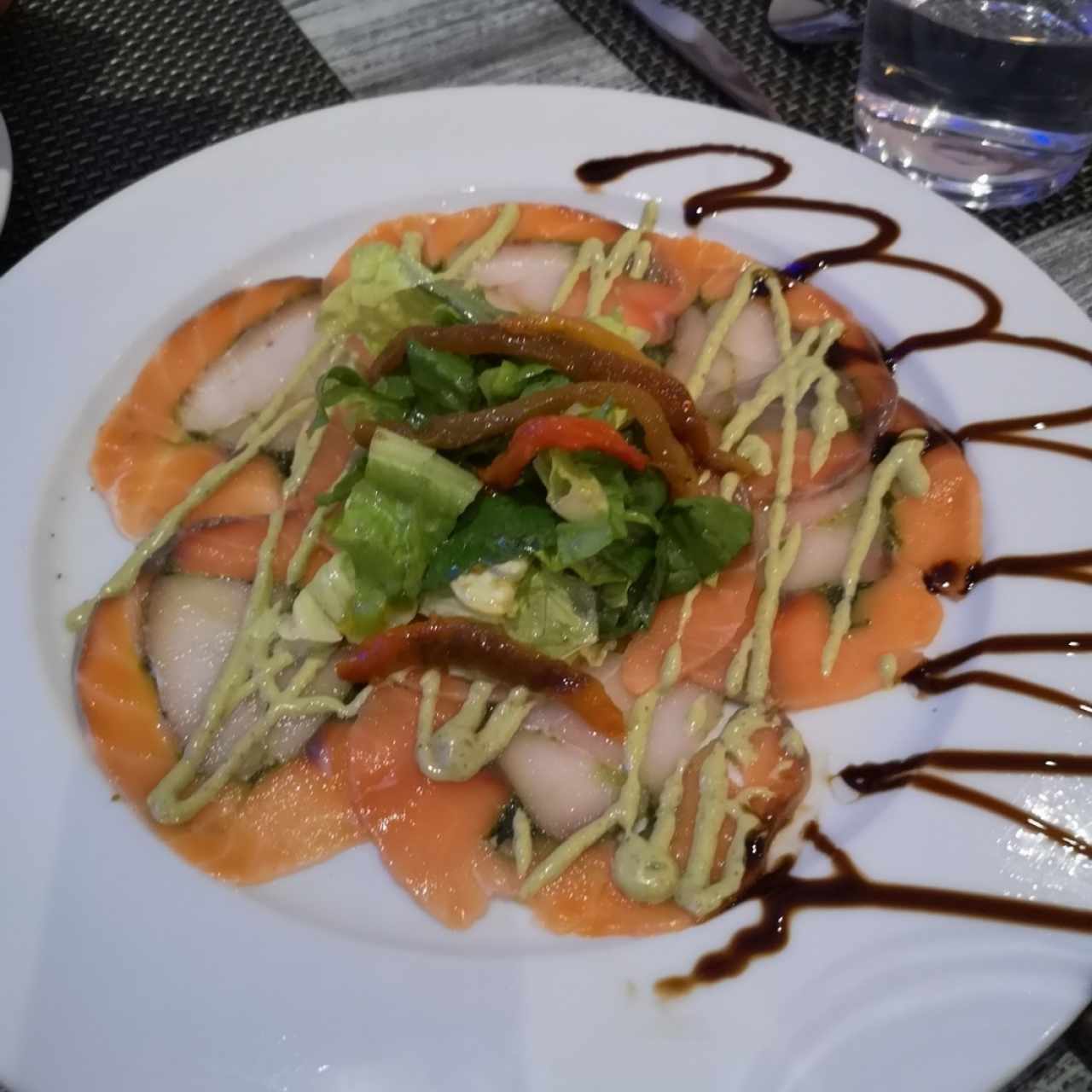 Carpaccio de salmón 