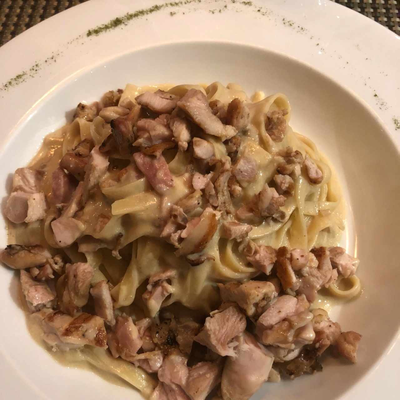 Fettuccine a la Strega con pollo