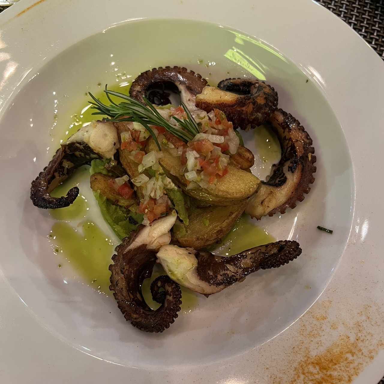 Pulpo al Carbon