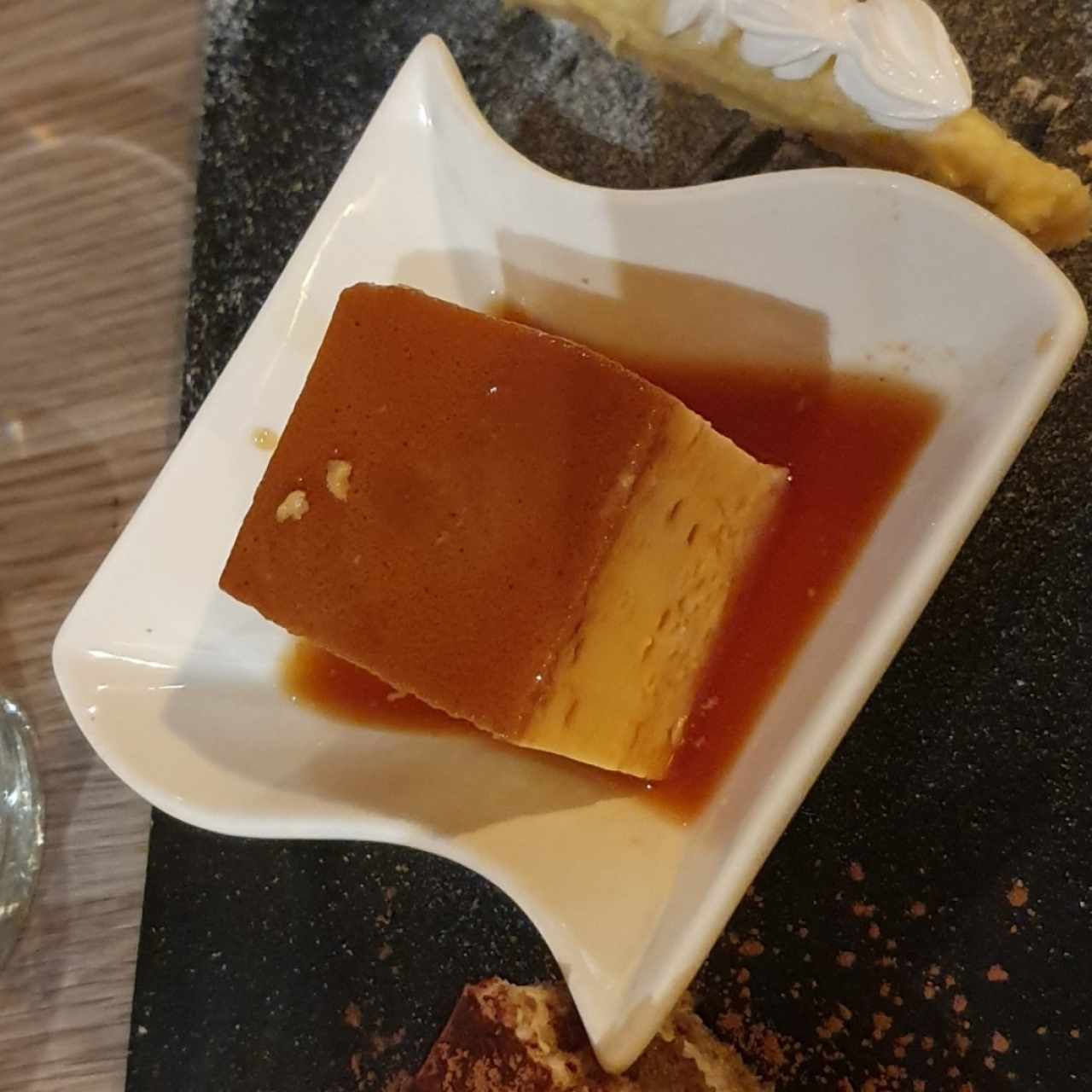 flan de la casa (también parte del trío de postres)