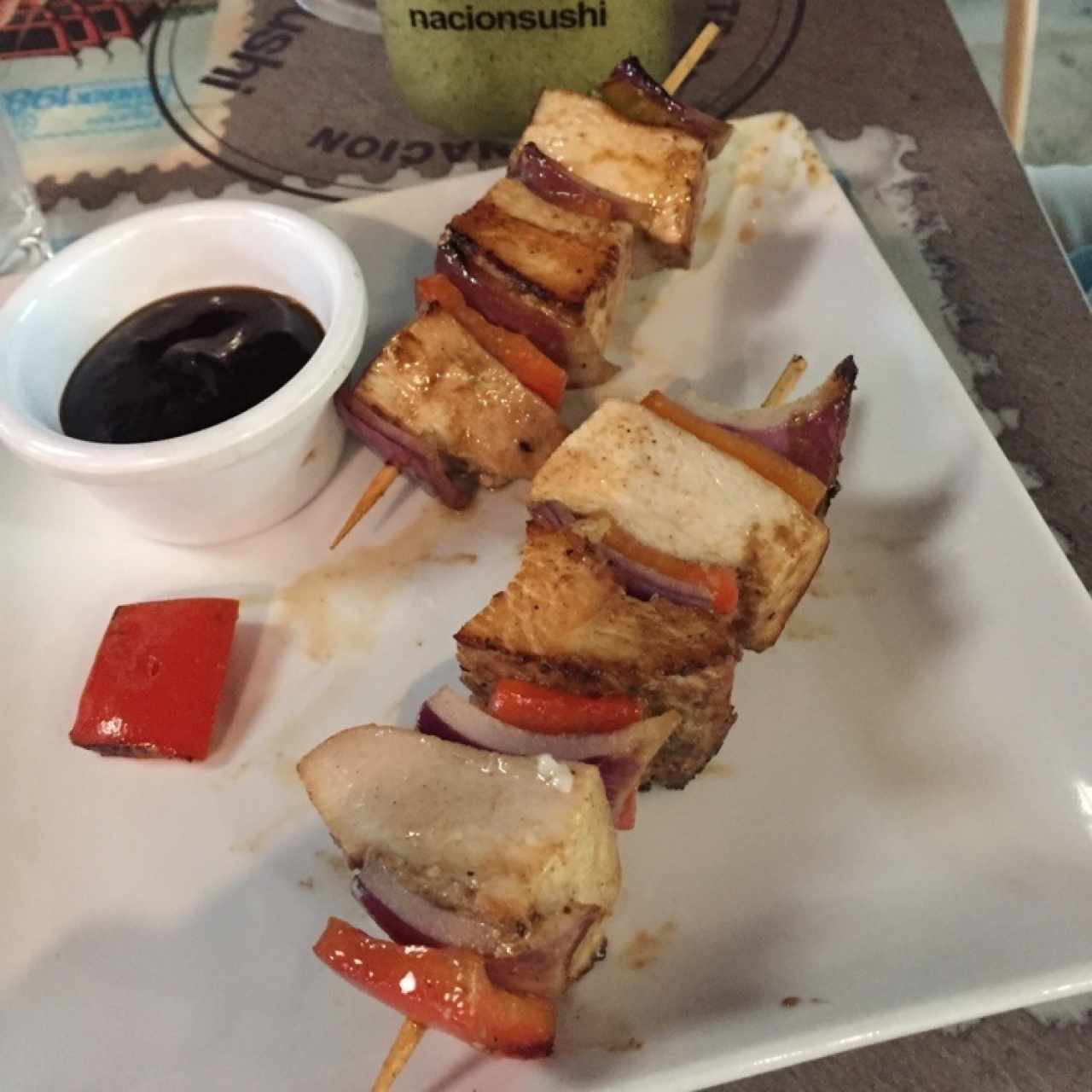 brochetas de pollo