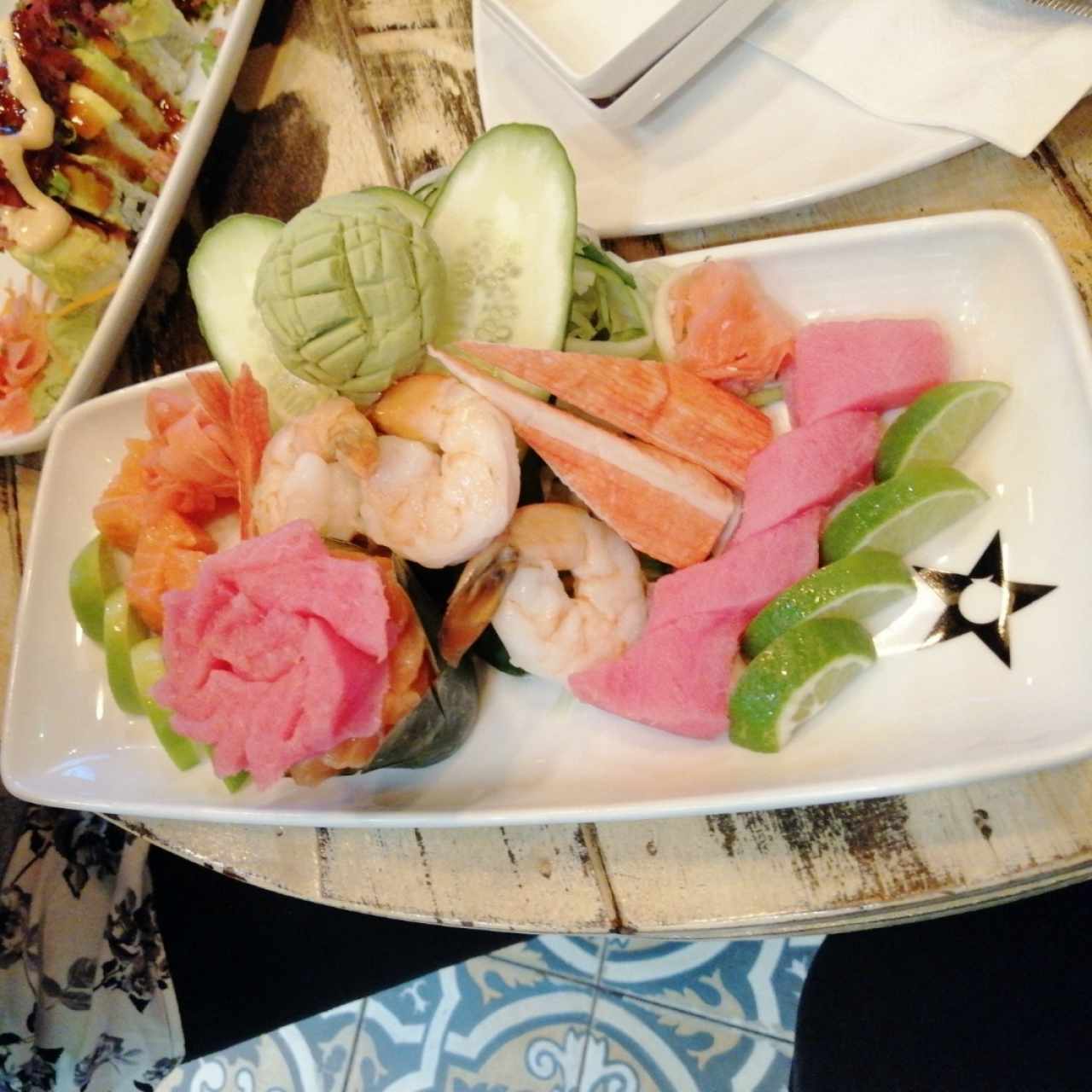 sashimi de combinación 