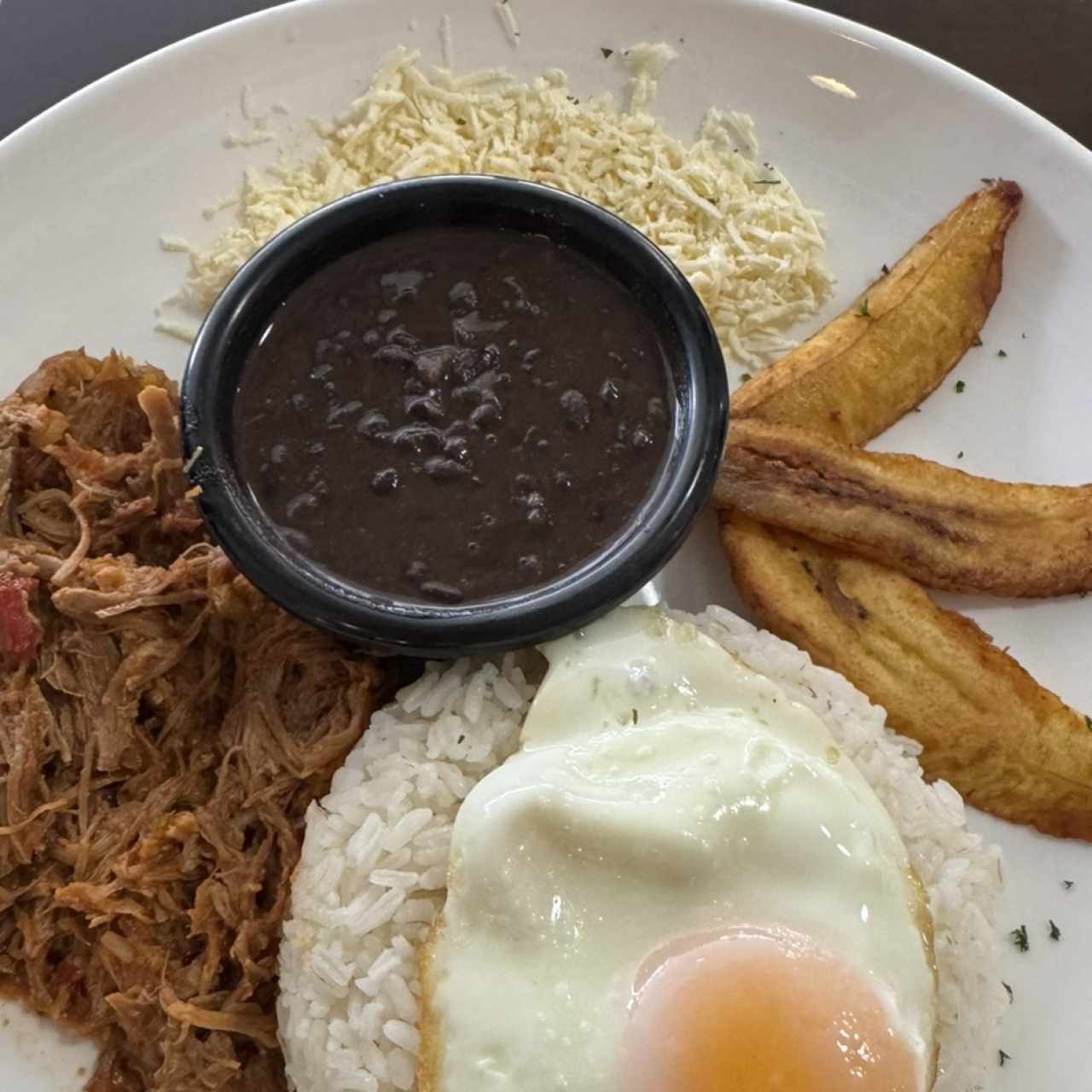 Platos Principales - Pabellón criollo