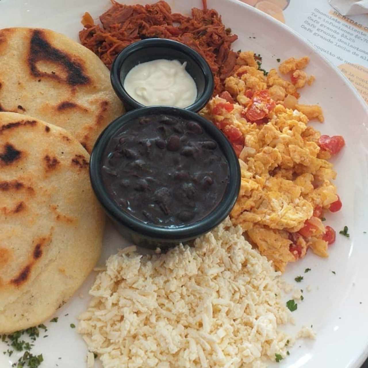 Platos Principales - Pabellón criollo