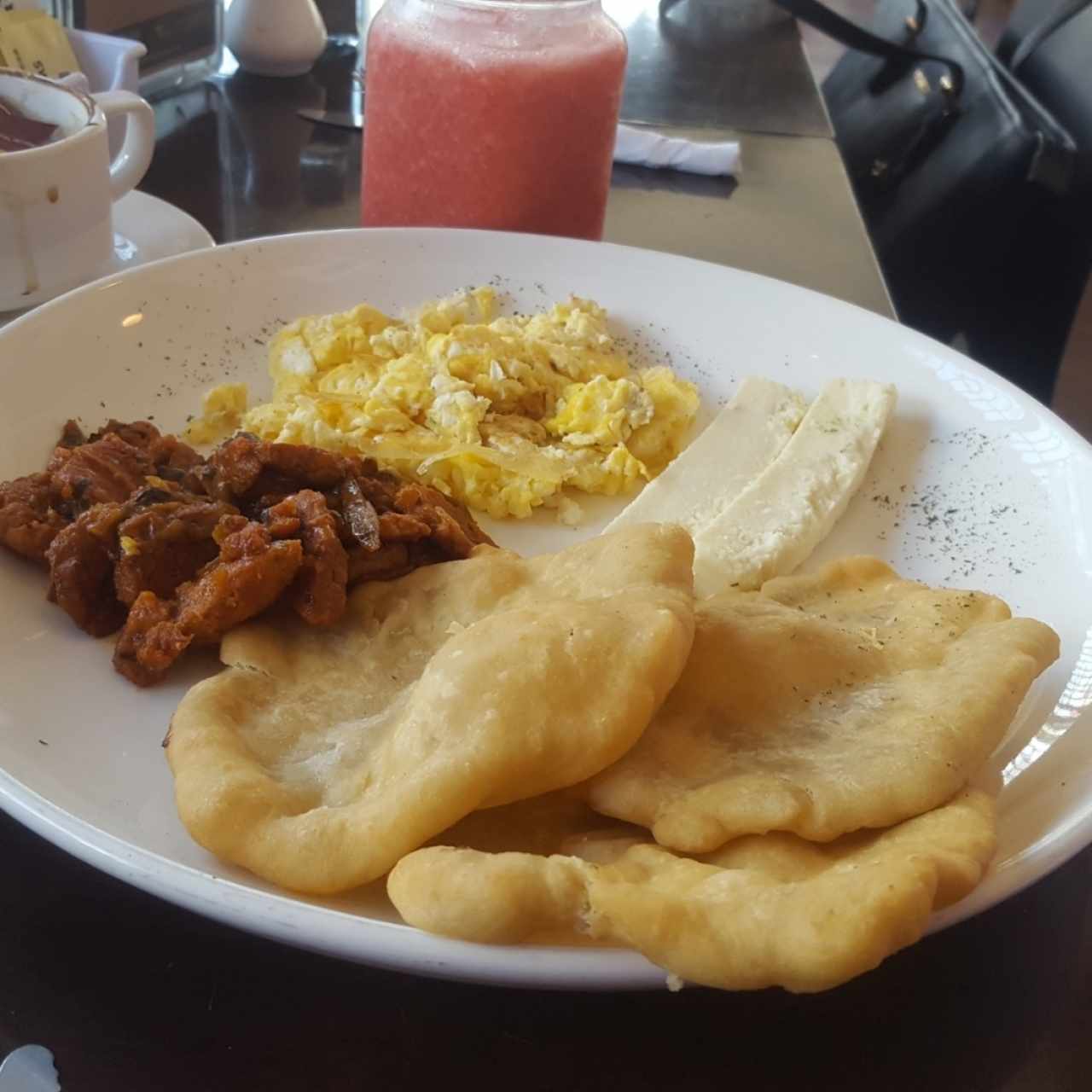 desayuno tableño con licuado de sandia