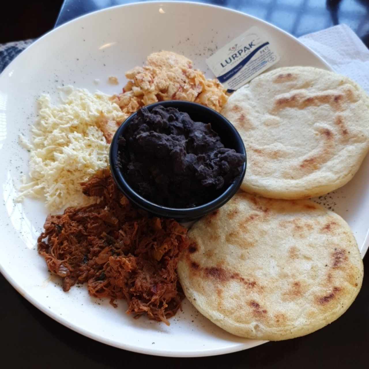 Desayuno venezolando tradicional