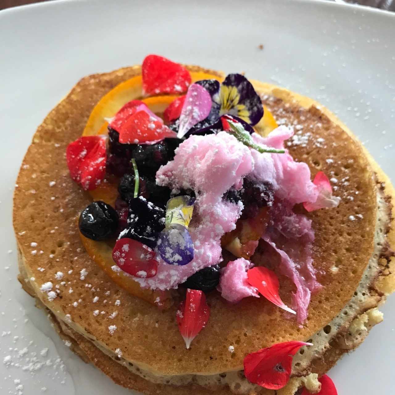 pancakes endulzados con algodón de azucar