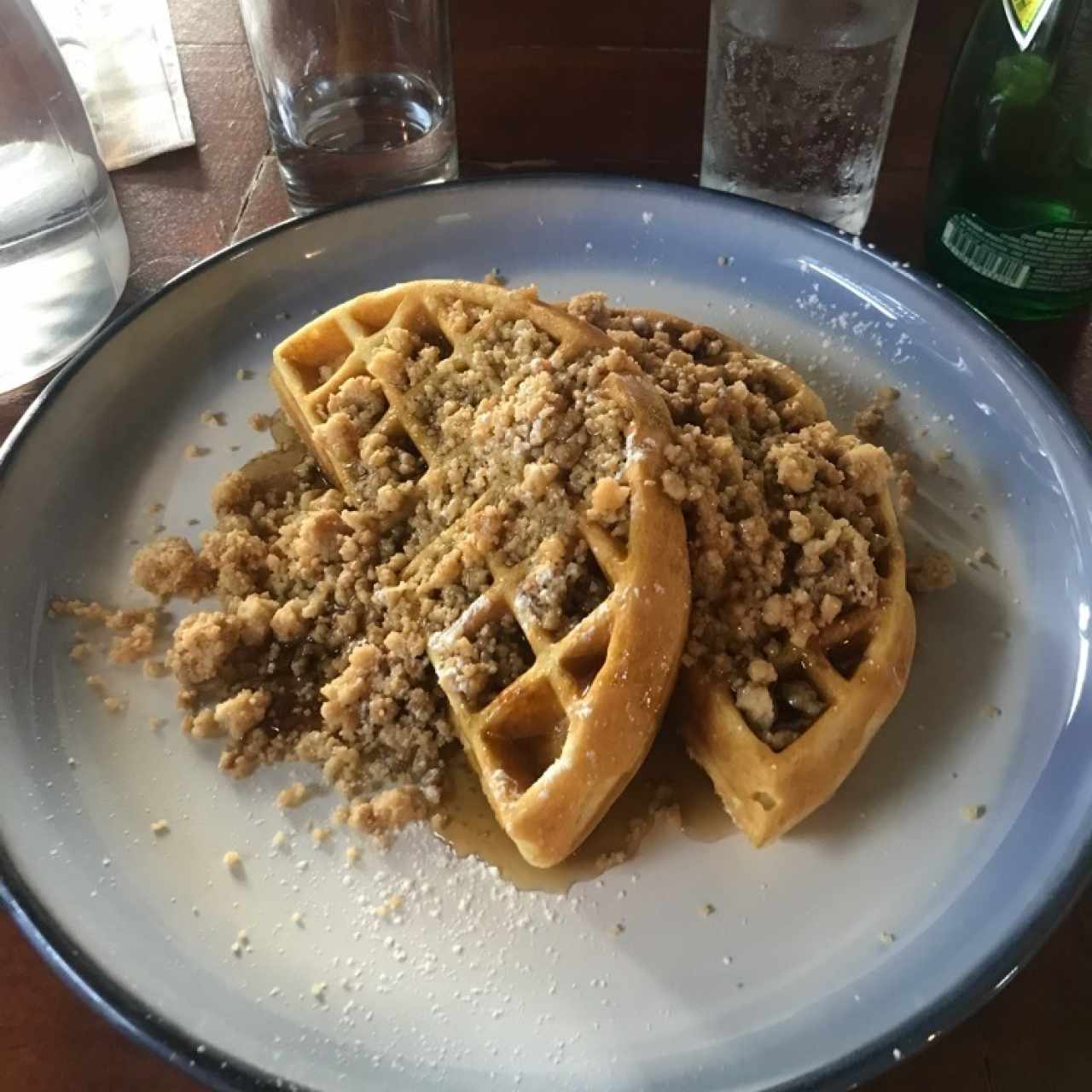 waffles con crumble de canela