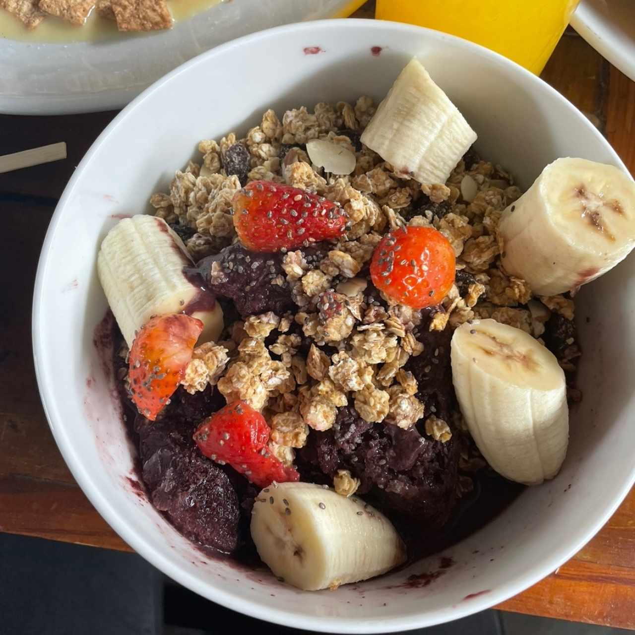 Acai bowl 