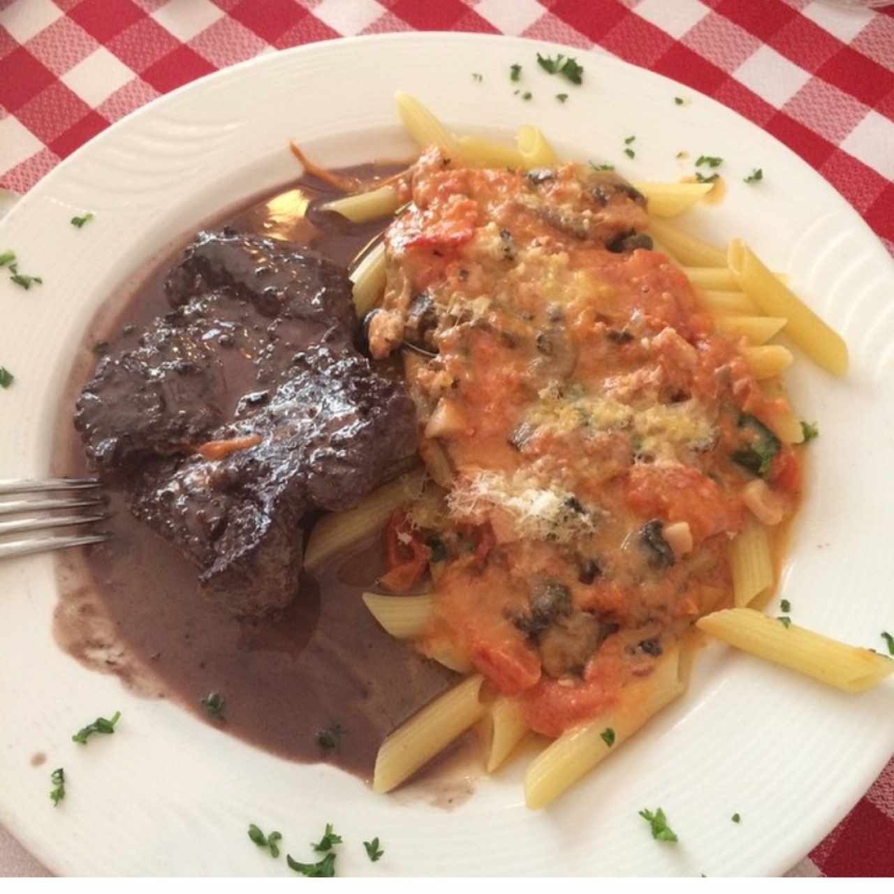 Filete de rescon penne a la Piamontesa