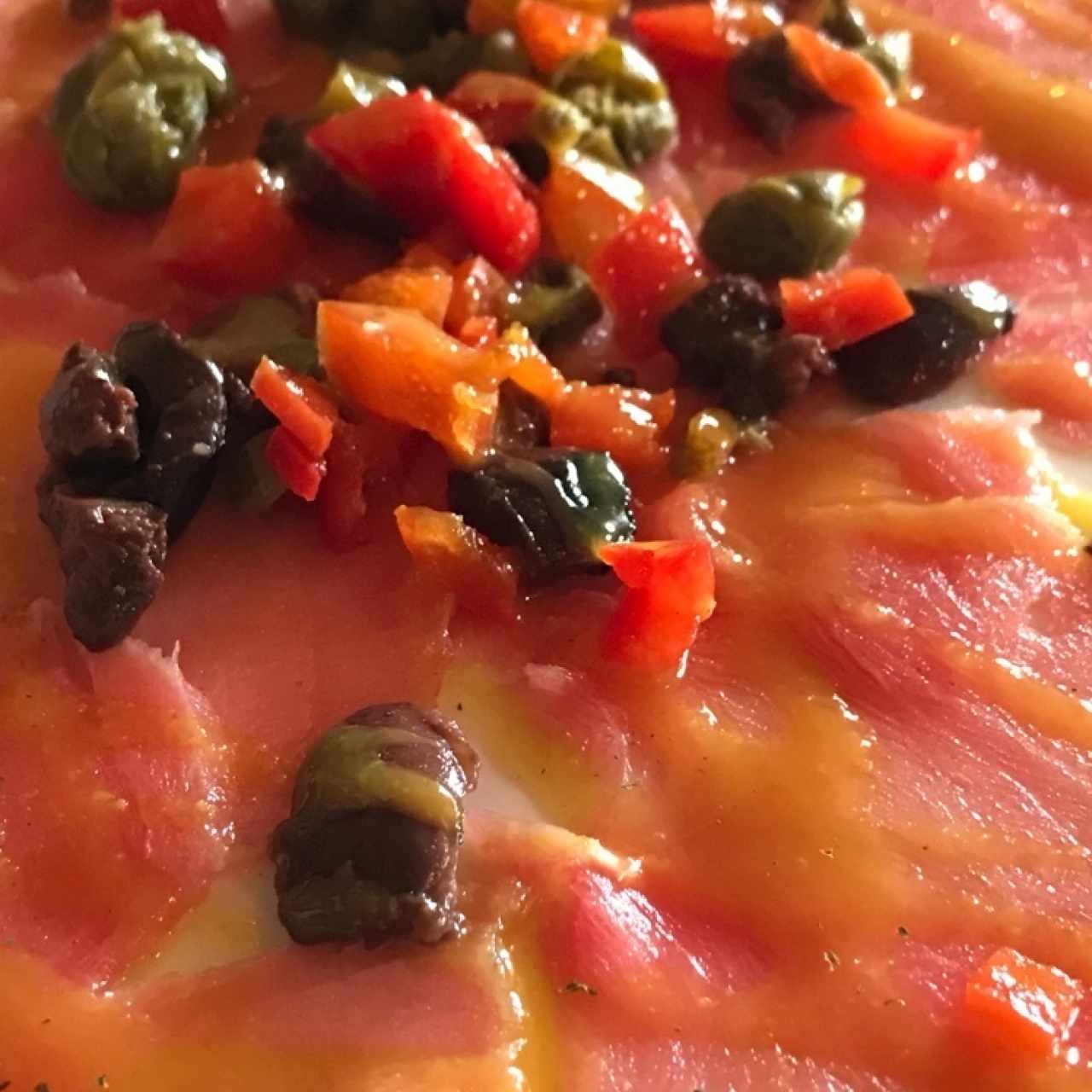 Carpaccio de atún