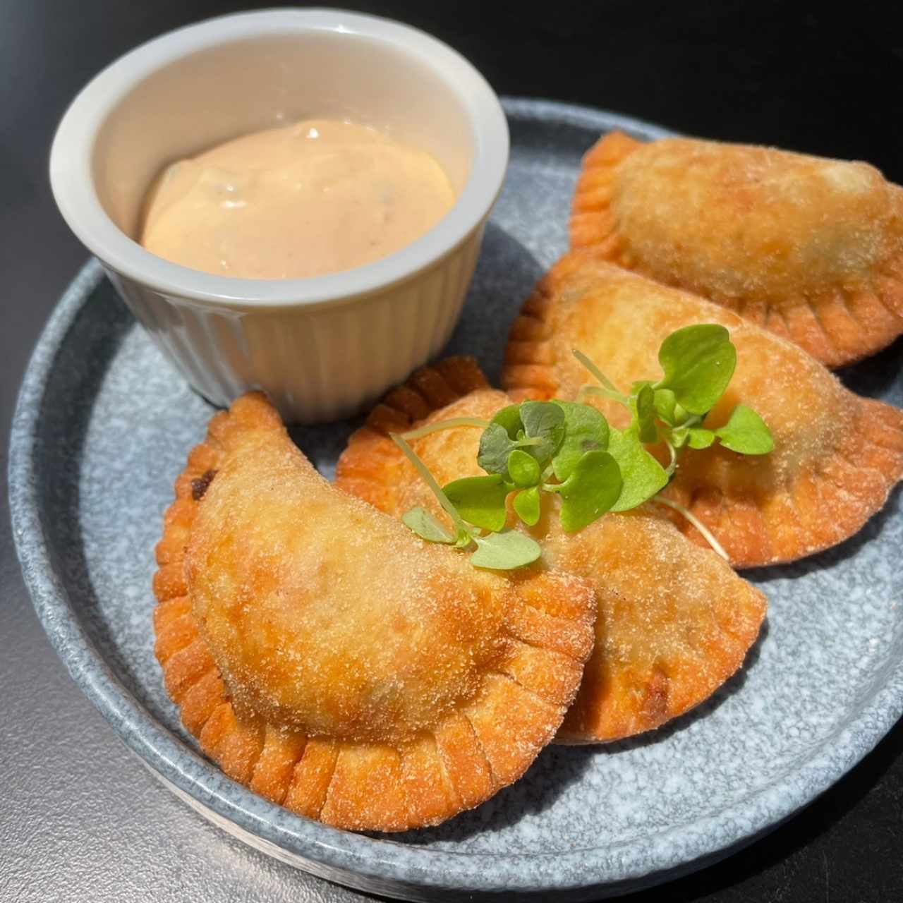 Empanaditas de zuchini y queso