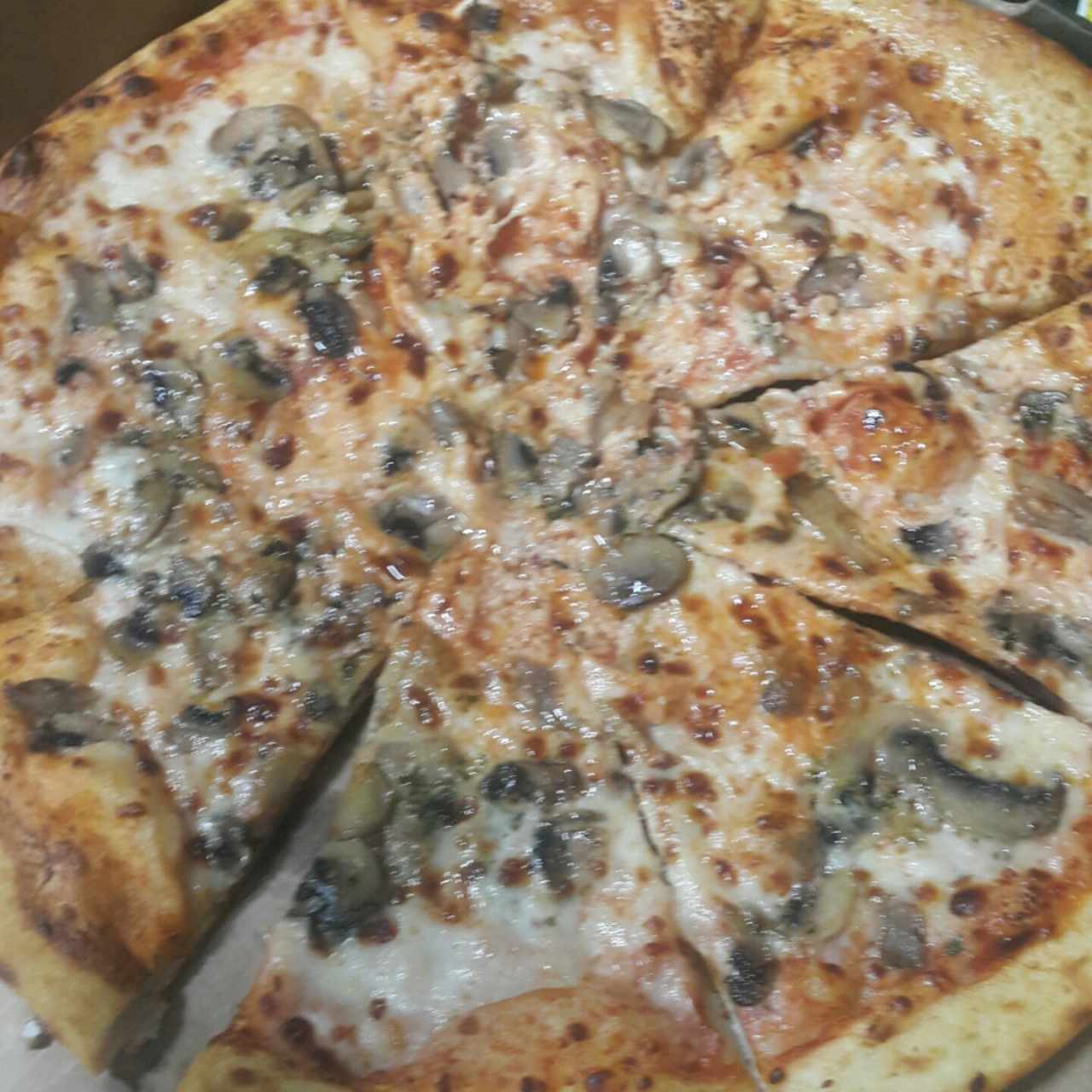 Pizza Champiñon al ajillo