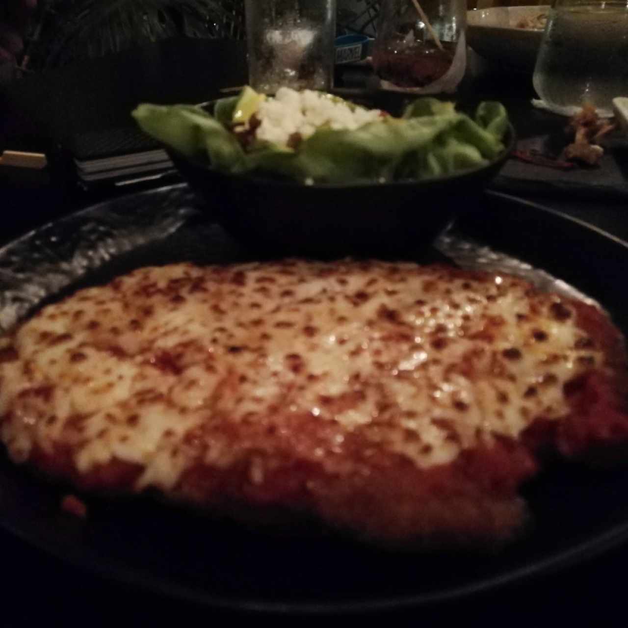 Milanesa de res parmesano