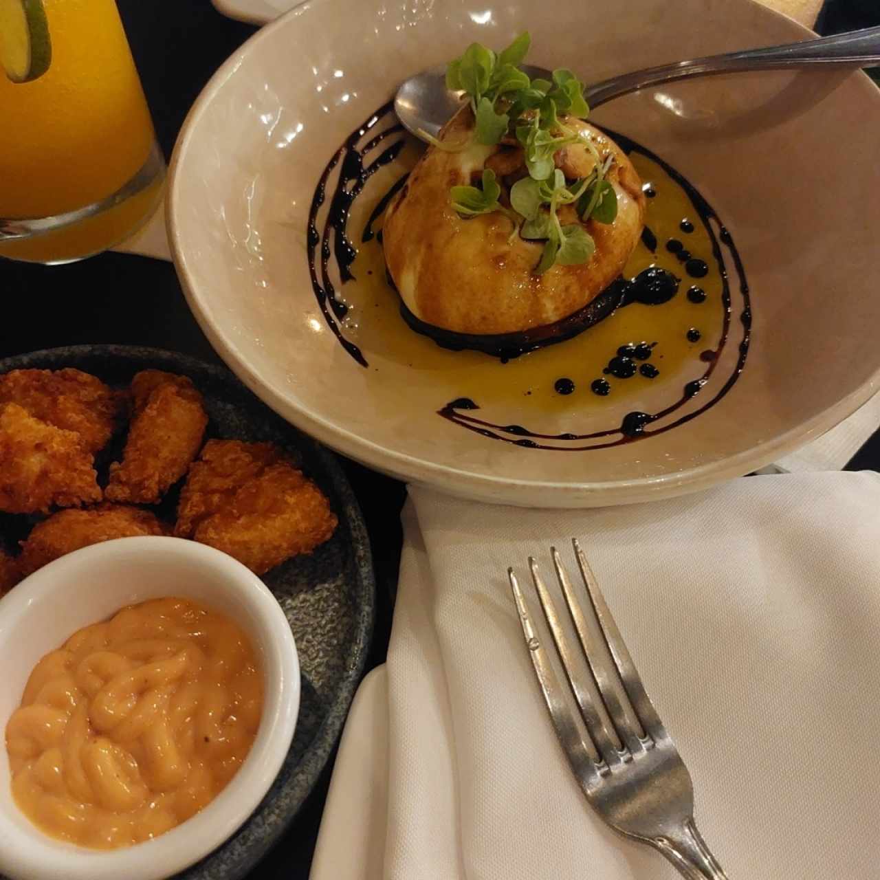 Burrata y tomate rostizados, mi entrada favorita.