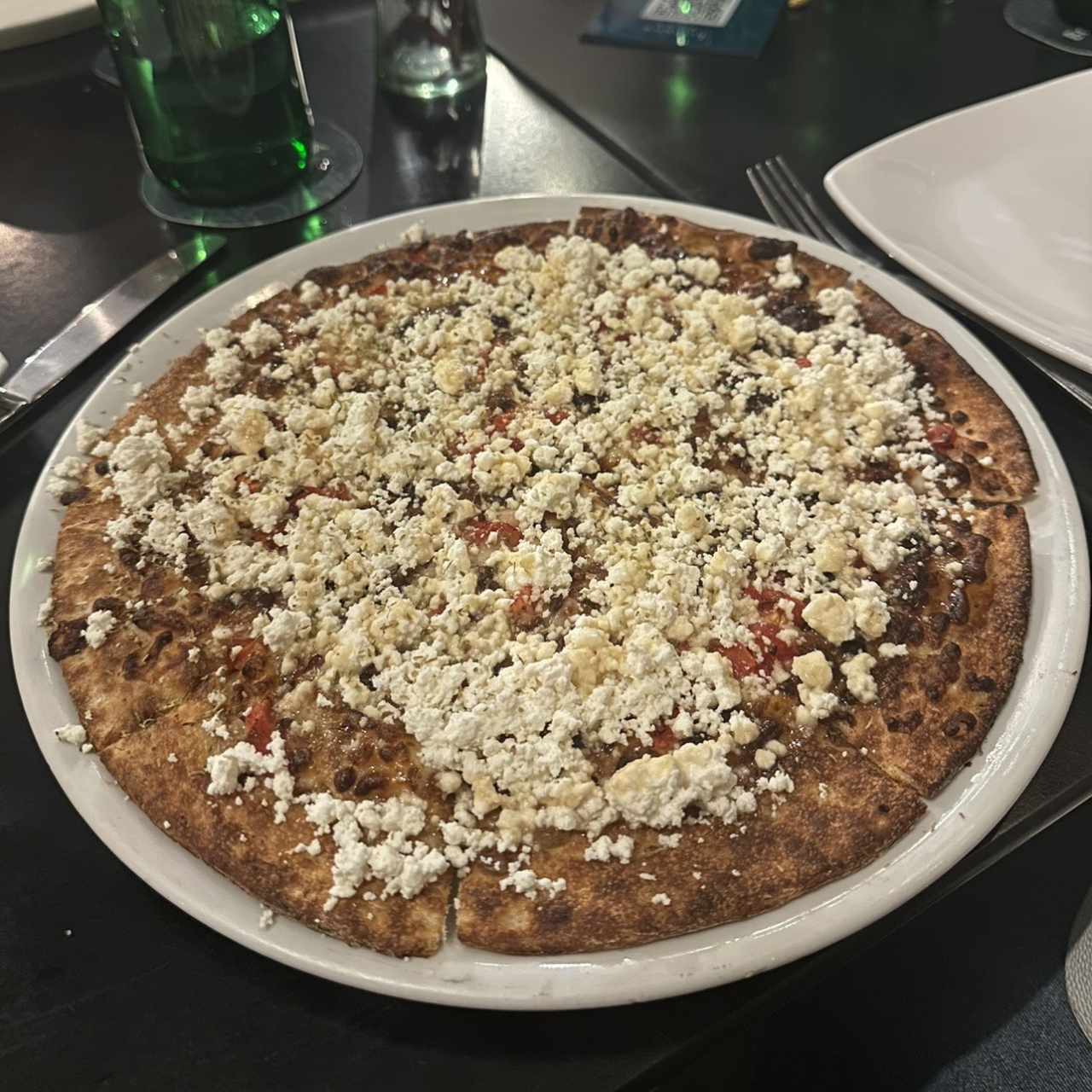 Tomate y queso feta y miel