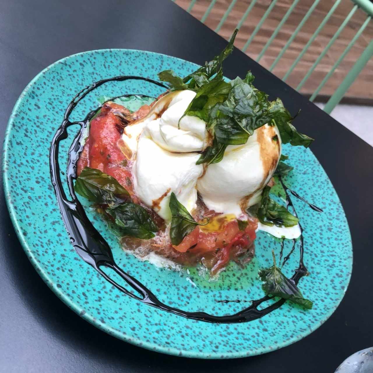 Burrata y tomate rostizados