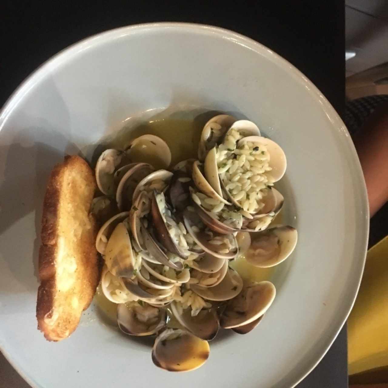 Platos fuertes - Almejas vongole