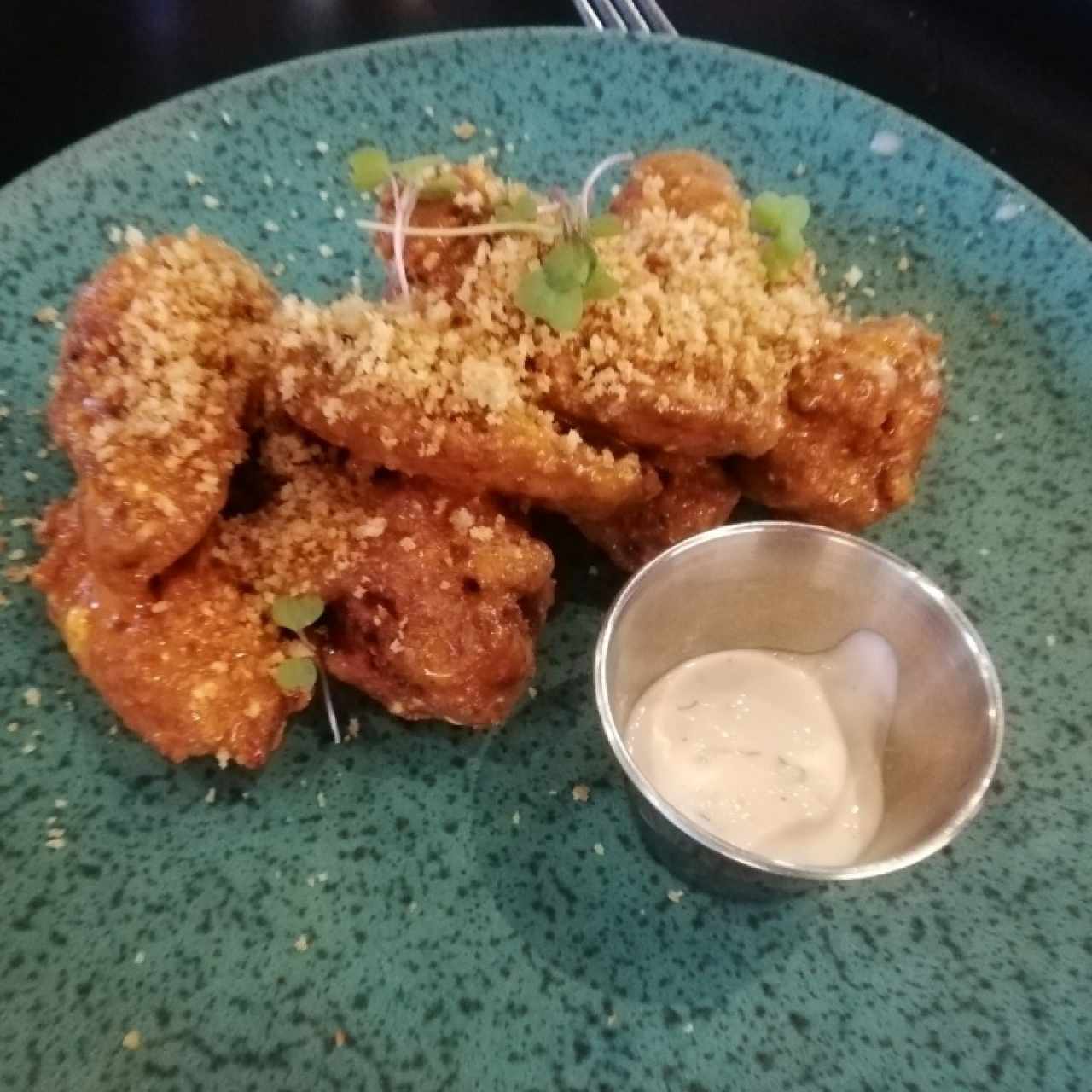 Buffalo Blue Cheese Crumble Wings